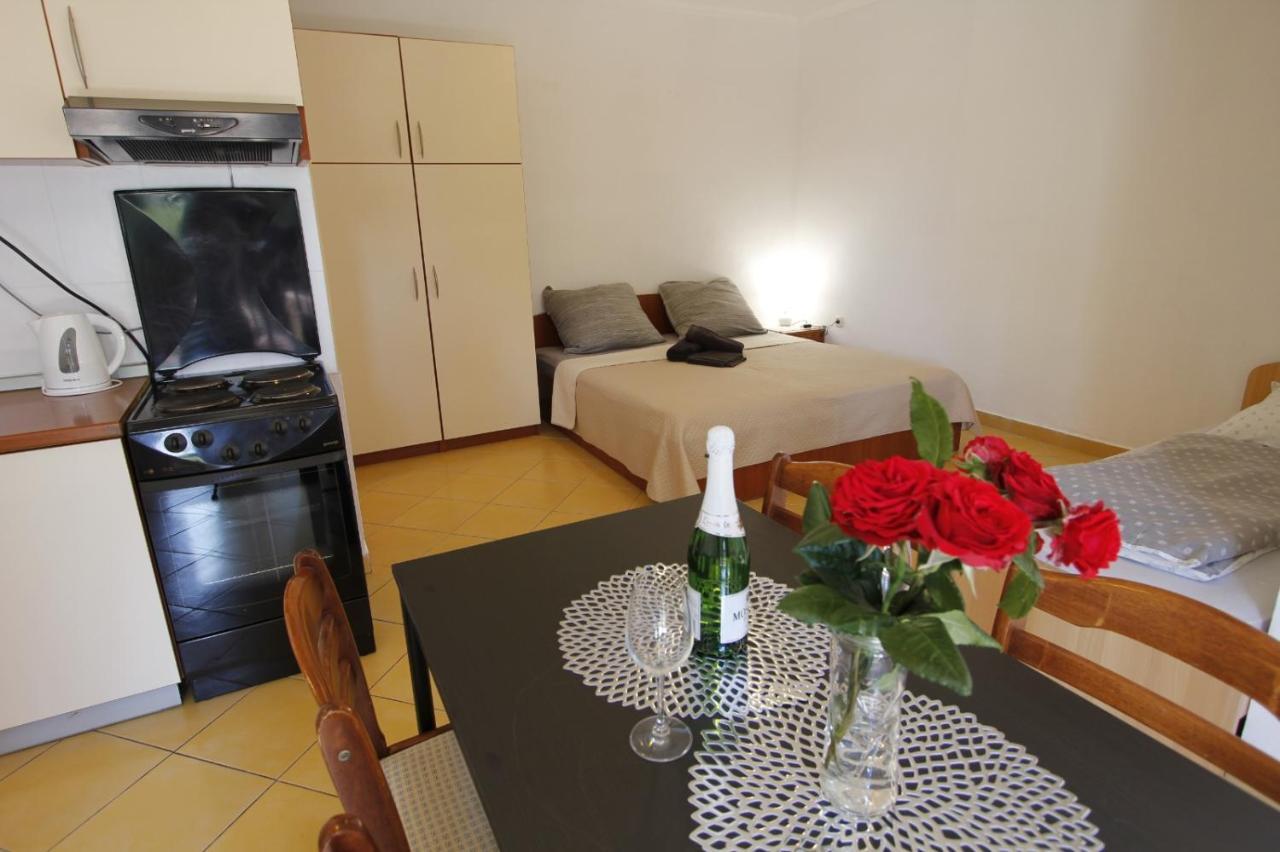 Apartmani Nika Bibinje Esterno foto
